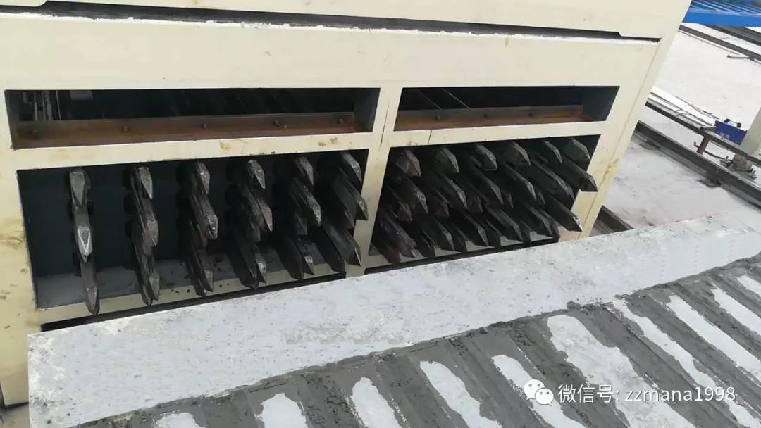 墻板生產線第三代液壓抽芯機 墻板生產線第三代液壓抽芯機